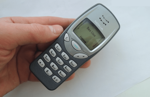 7 Iconic Handsets That Once Ruled The World When Phones Were Not Smart