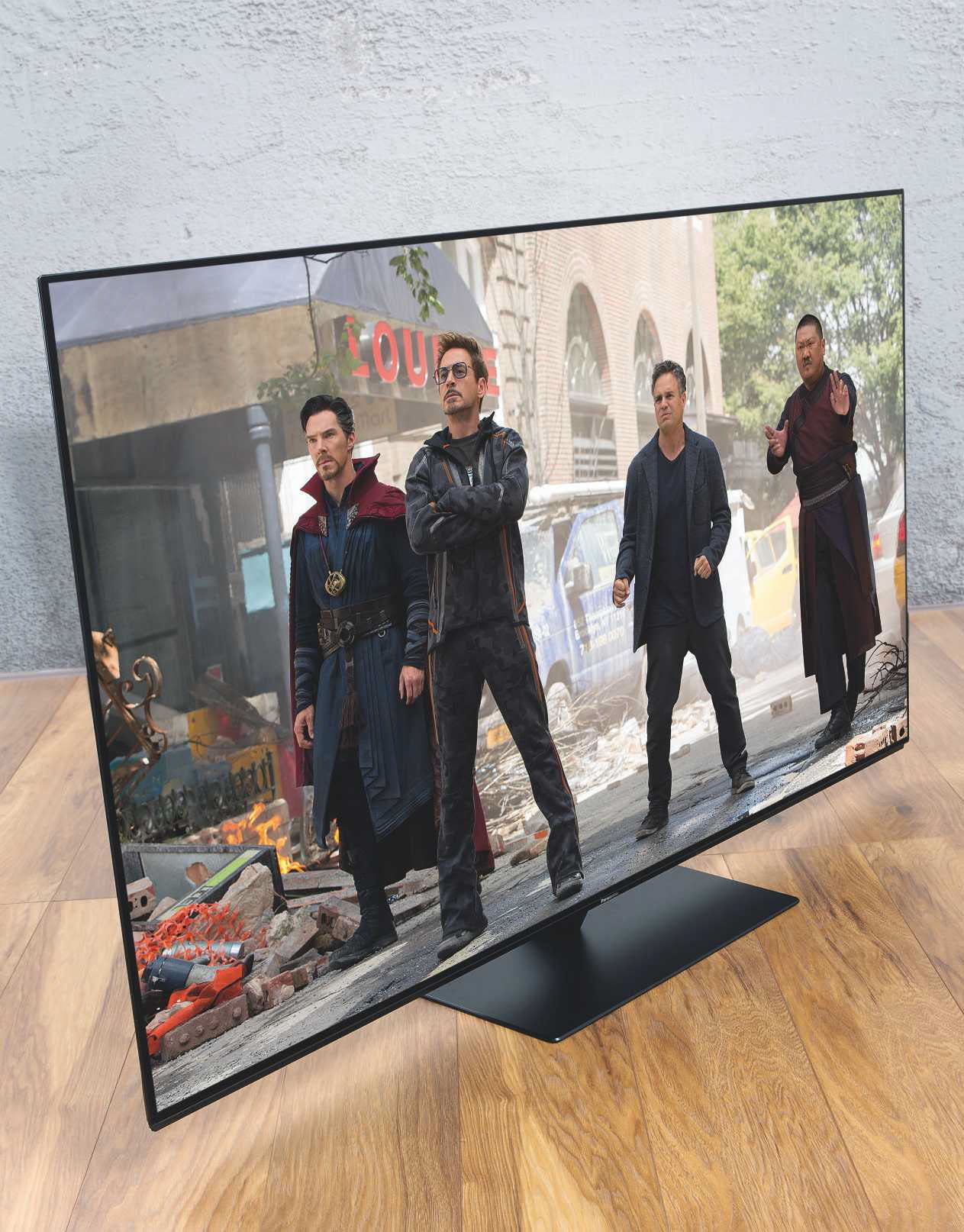 LG OLED65C8 Review: Complex LG hero