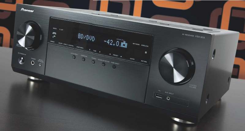 pioneer av receiver with speakers