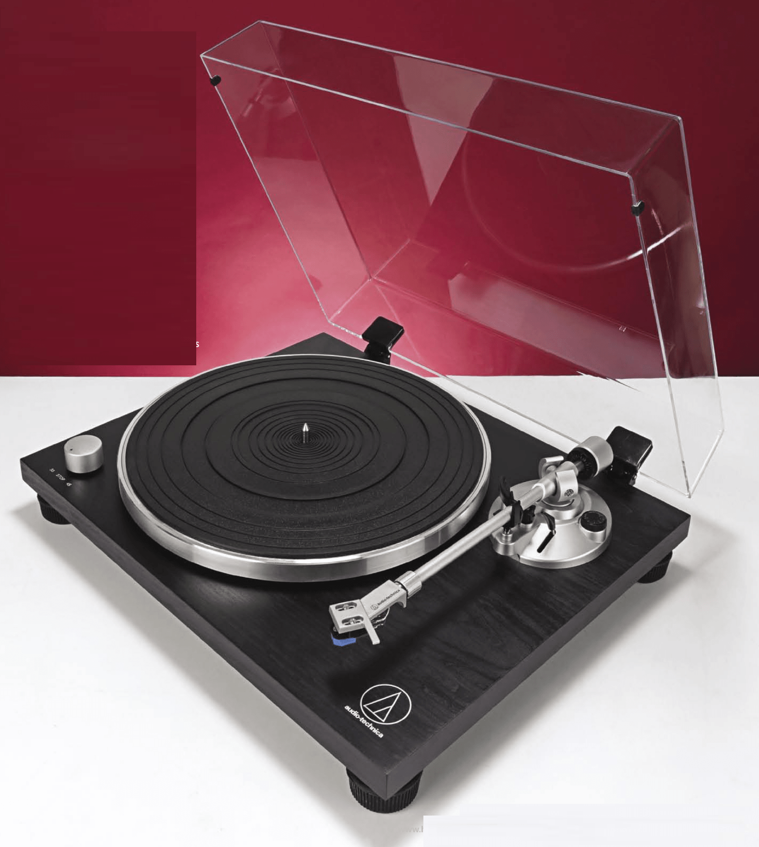 Audio-Technica AT-LPW30TK Manual Belt-Drive Turntable