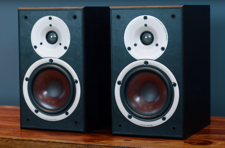 Dali Spektor 2 Bookshelf Speaker Review « 7Review