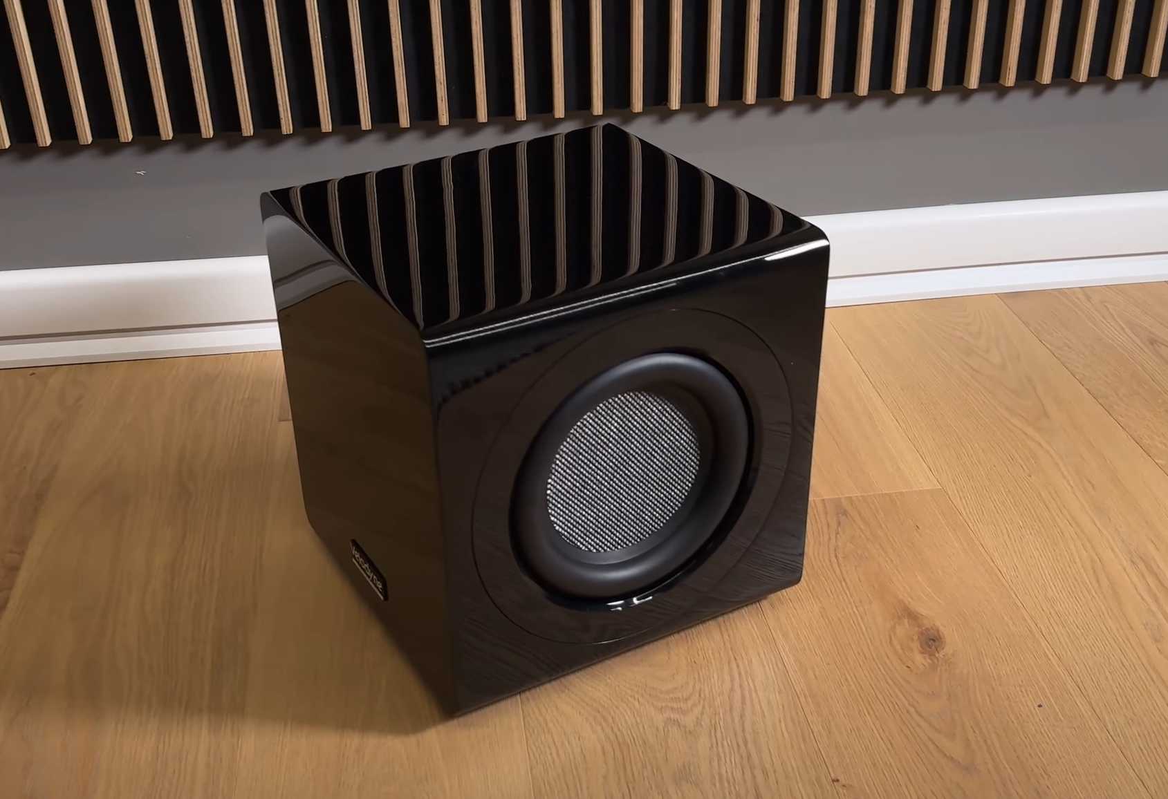 Velodyne Acoustics MiniVee X Subwoofer front view