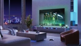 Hisense E7NQ Pro (65E7NQ Pro) in room