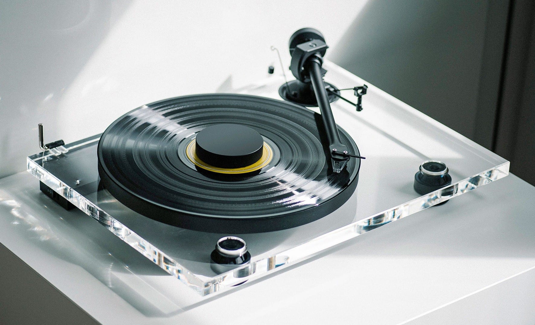 Pro-ject XA B front view