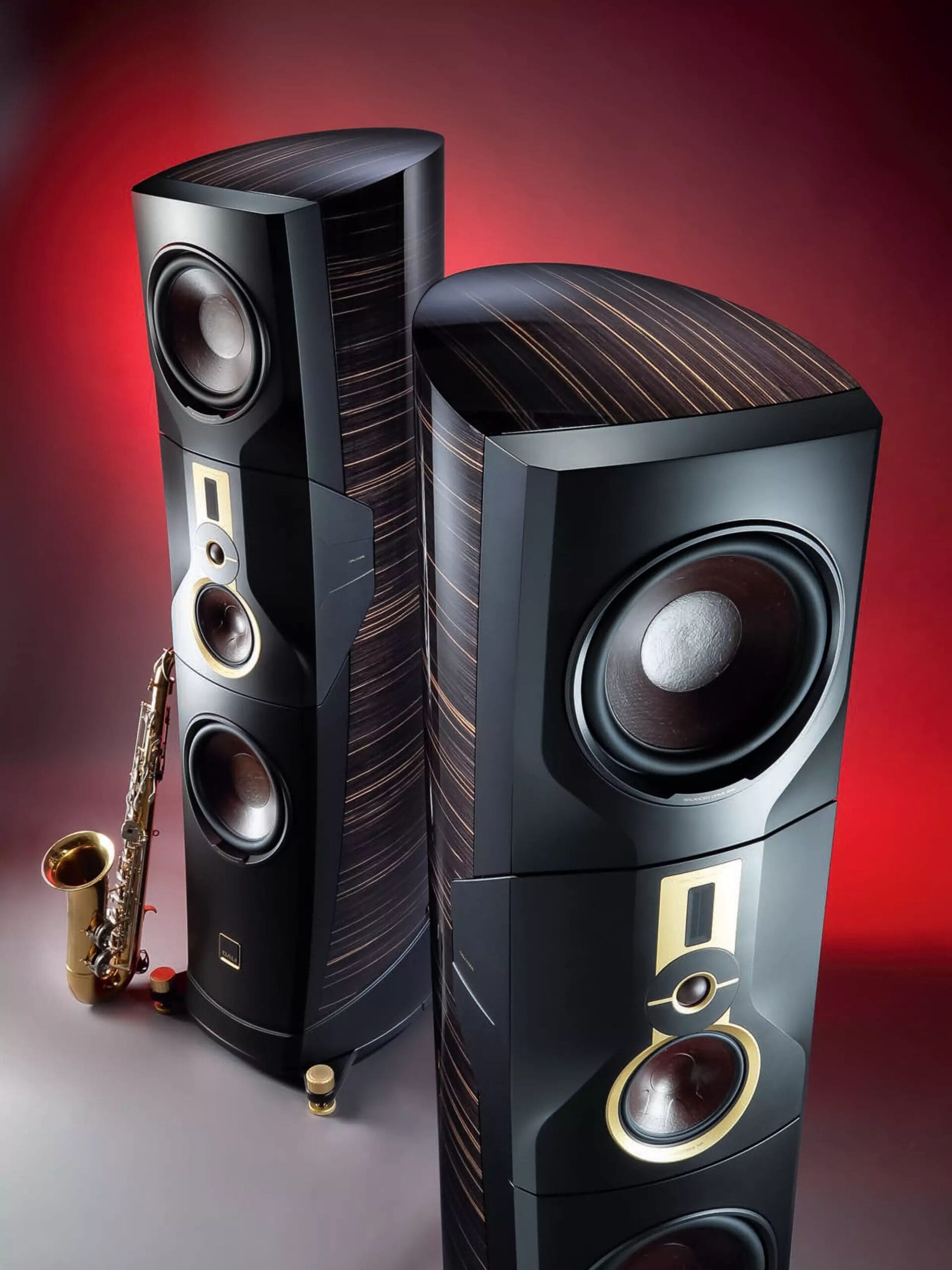 The picture of the cut-open box illustrates the complexity of the Kore.