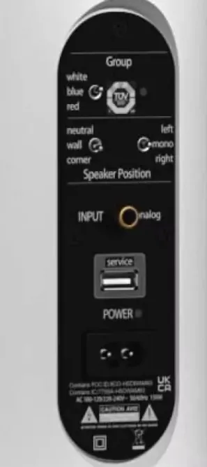 ADJUSTMENT: Toggle switches ensure the grouping of the speakers and effective room adjustment.