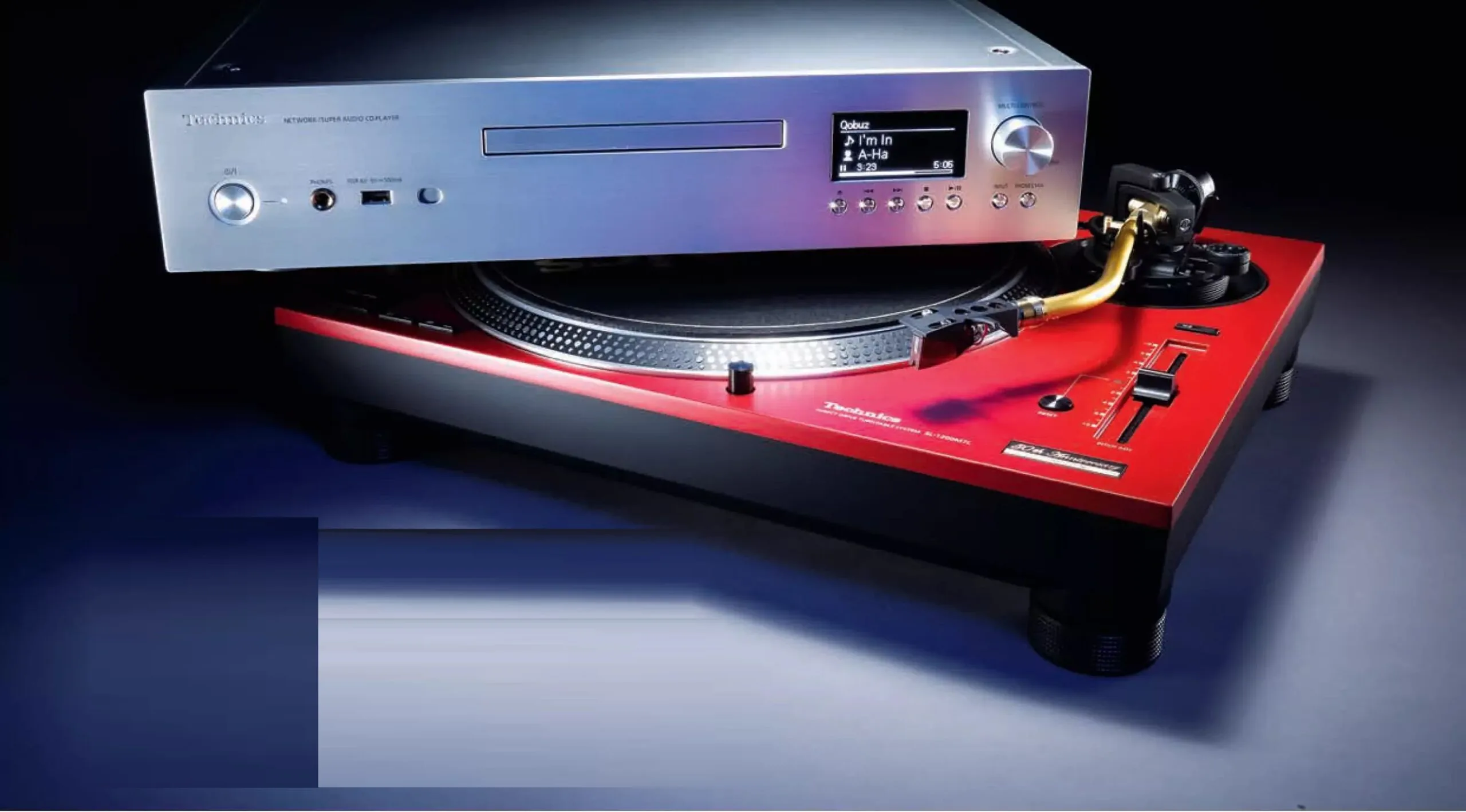 The new Technics SL-G700M2 and SL-1200M7L.