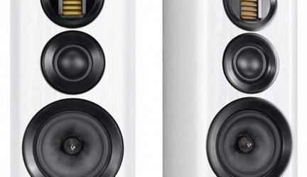 Wharfedale Evo4.2 review – Breaking the mould